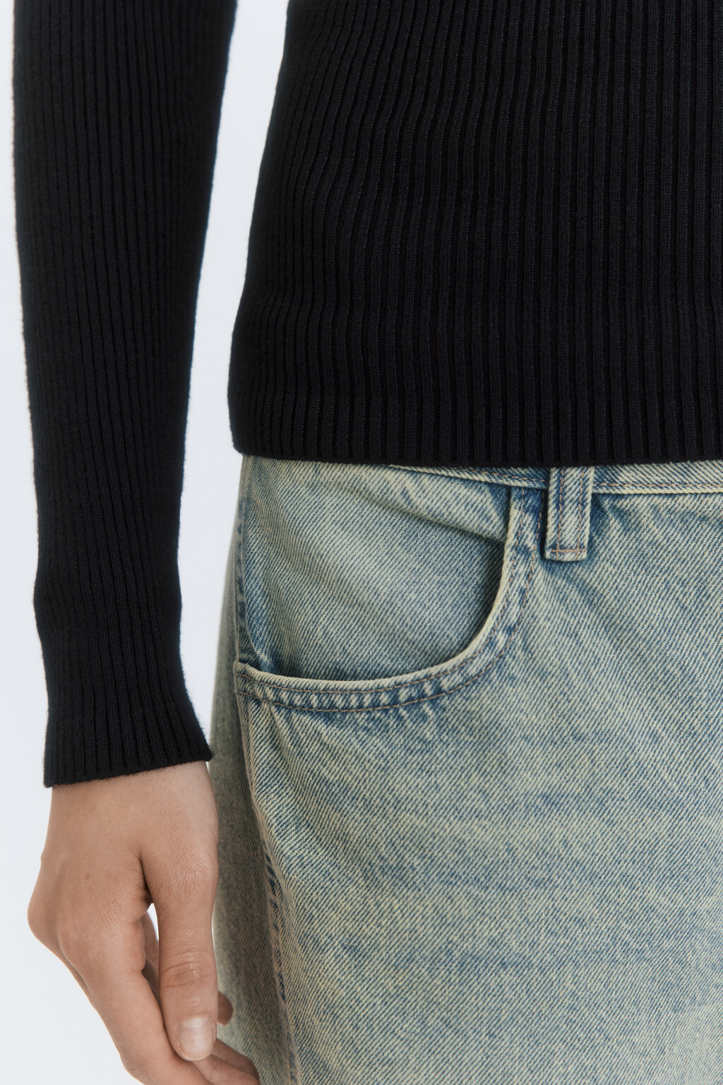 Водолазка GINA вискозная тонкой вязки - цвет черный - 7