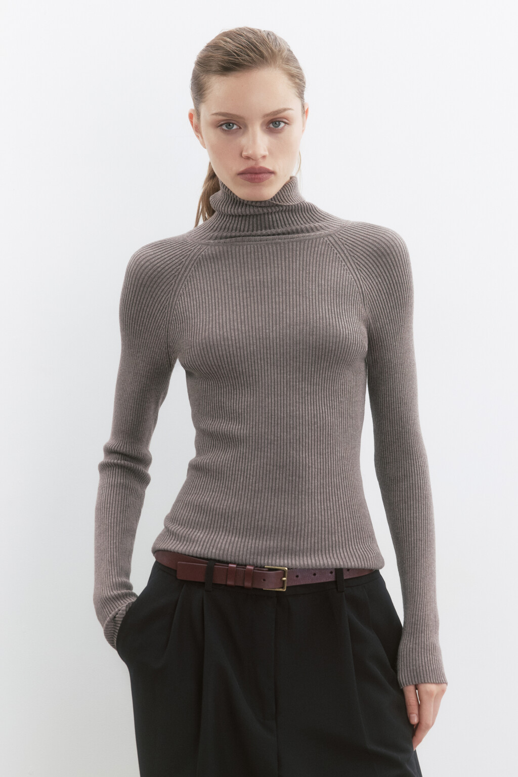 Водолазка GINA вискозная в рубчик - цвет бежевый - 3