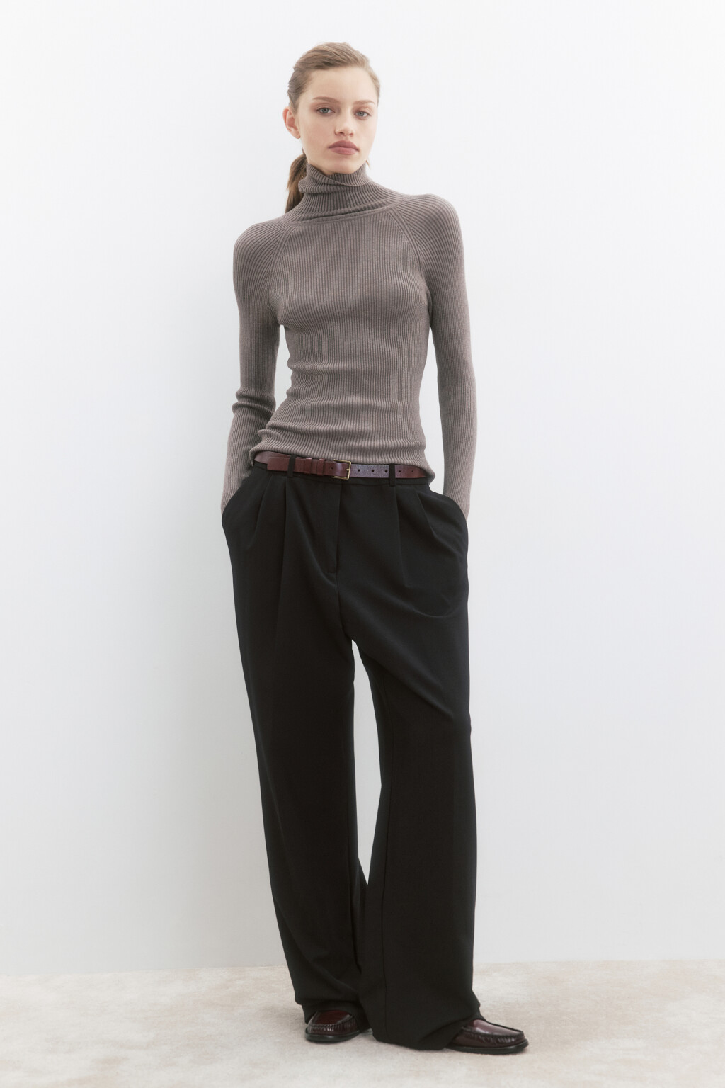 Водолазка GINA вискозная в рубчик - цвет бежевый - 6