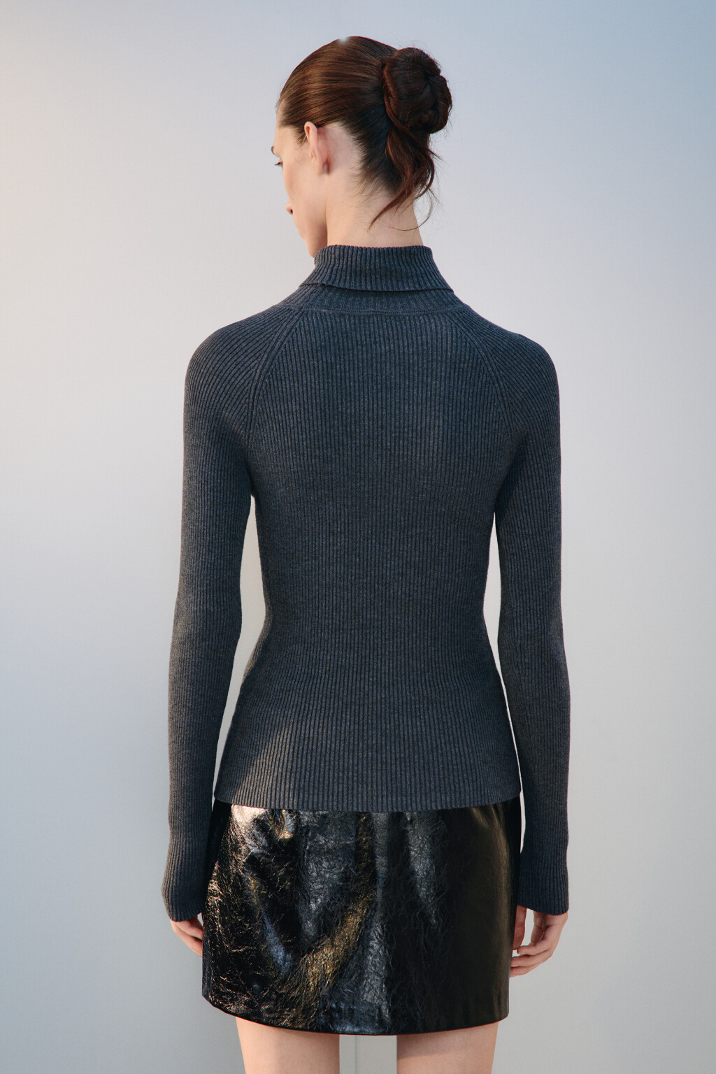 Водолазка вискозная в рубчик - цвет серый - 3