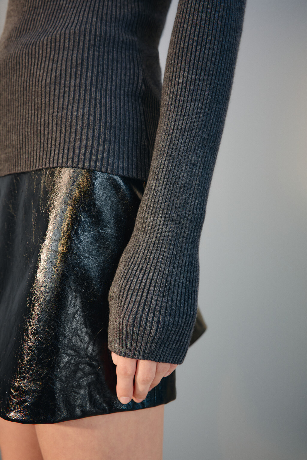 Водолазка вискозная в рубчик - цвет серый - 6