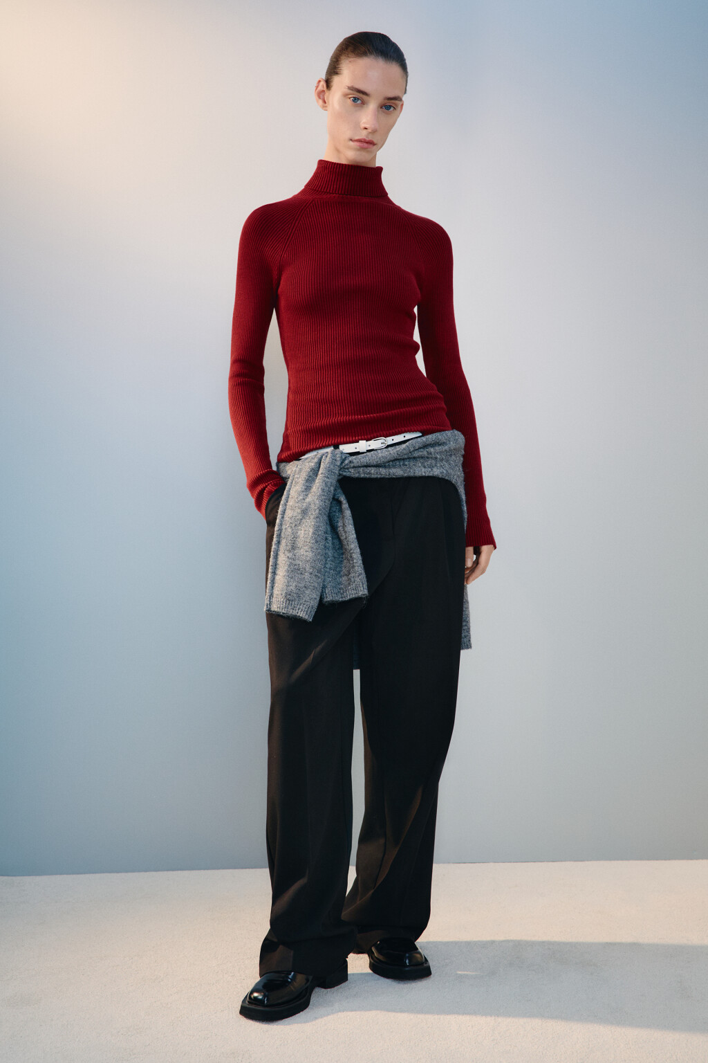 Водолазка вискозная в рубчик - цвет бордовый - 4