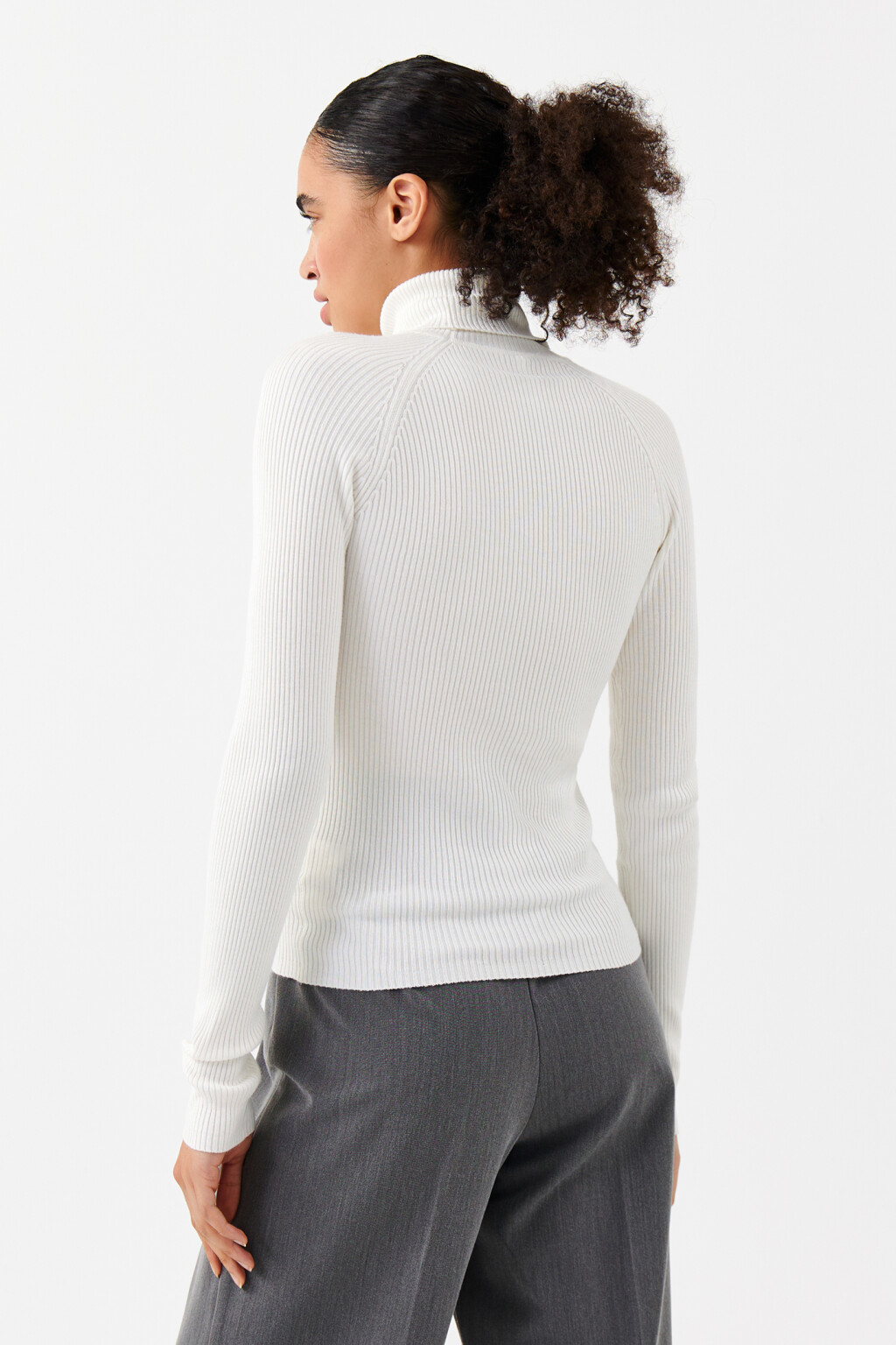 Водолазка вискозная с рукавами реглан - цвет бежевый - 3