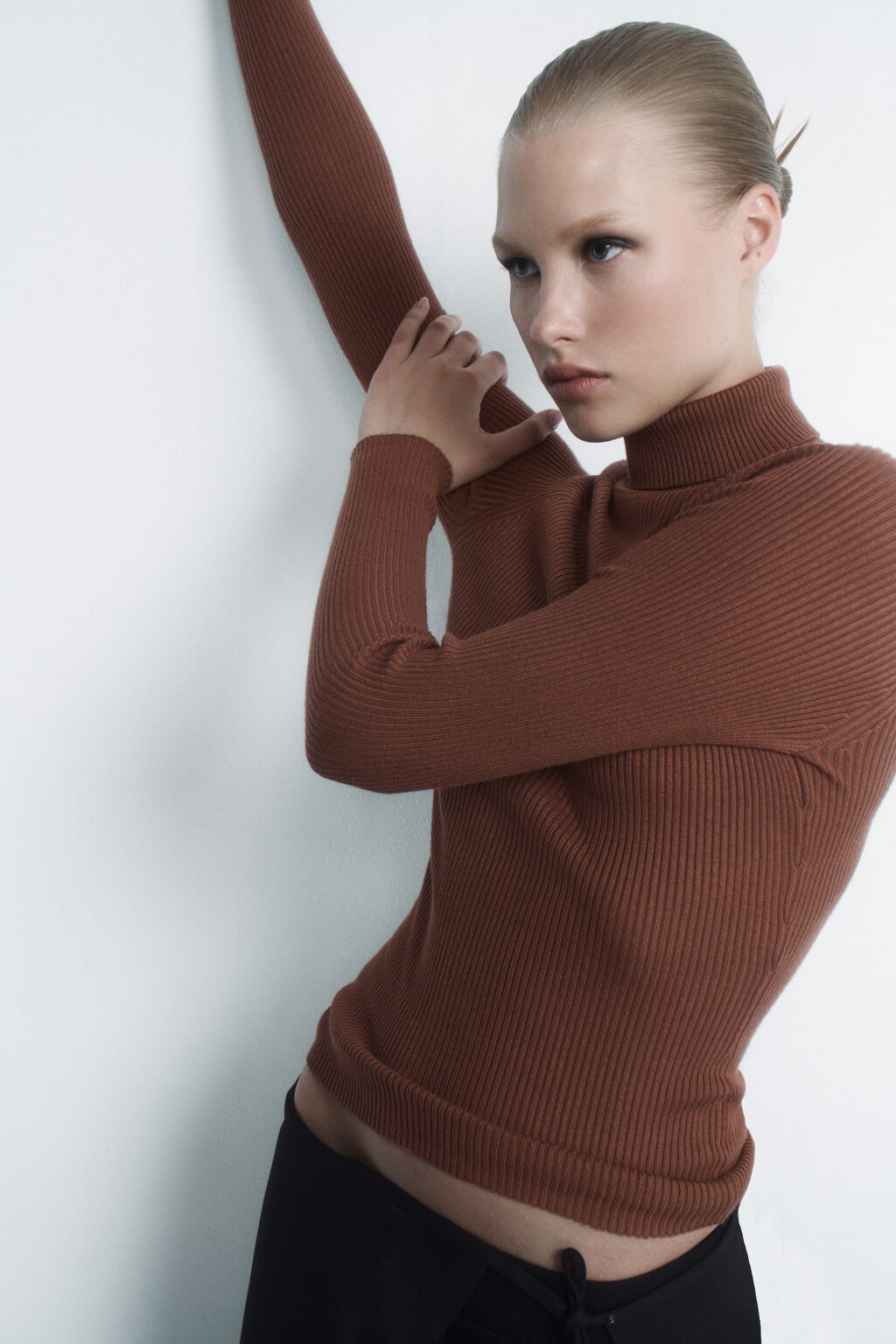 Водолазка GINA вискозная с рукавами реглан - цвет бежевый - 11