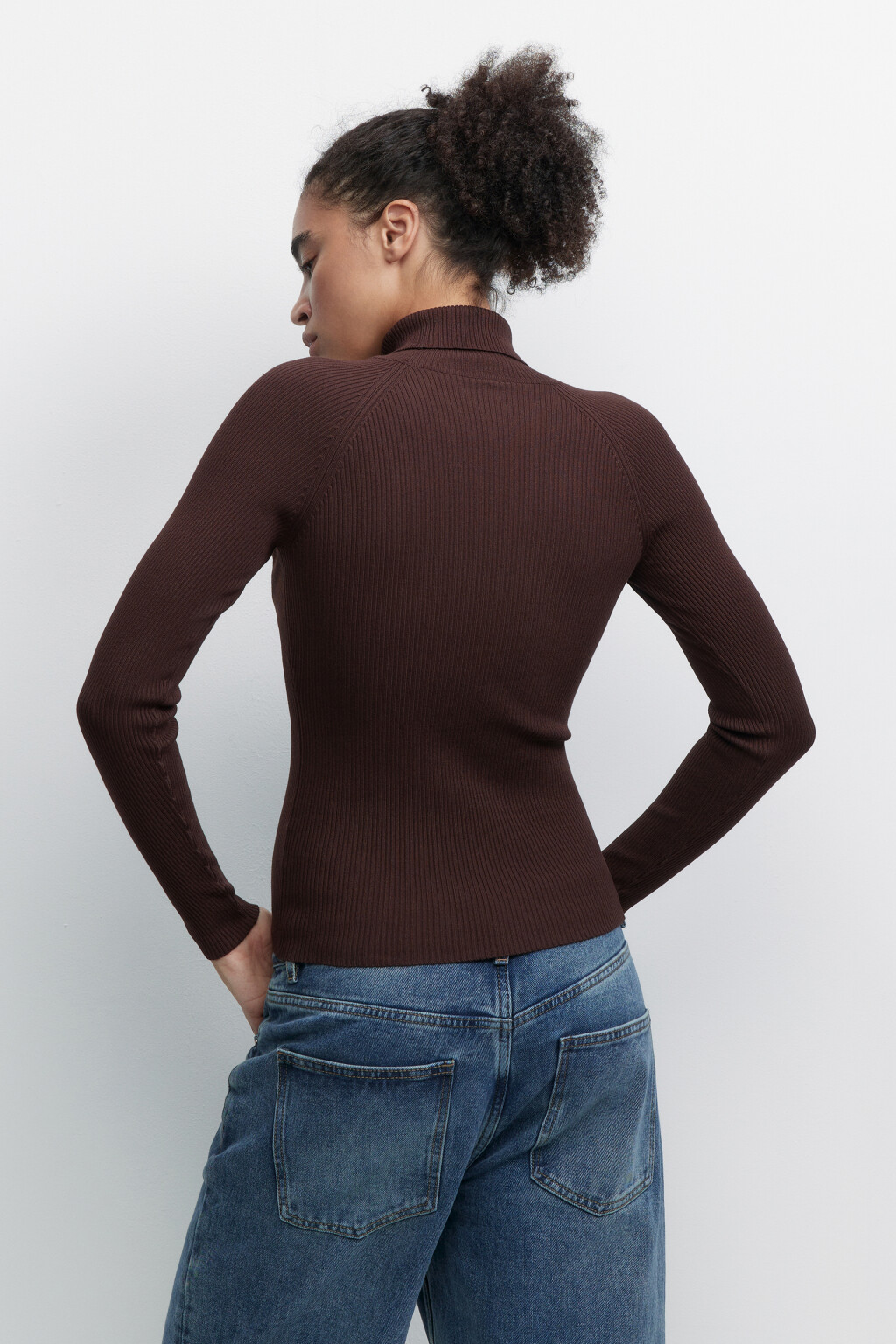 Водолазка GINA вискозная с рукавами реглан - цвет коричневый - 3