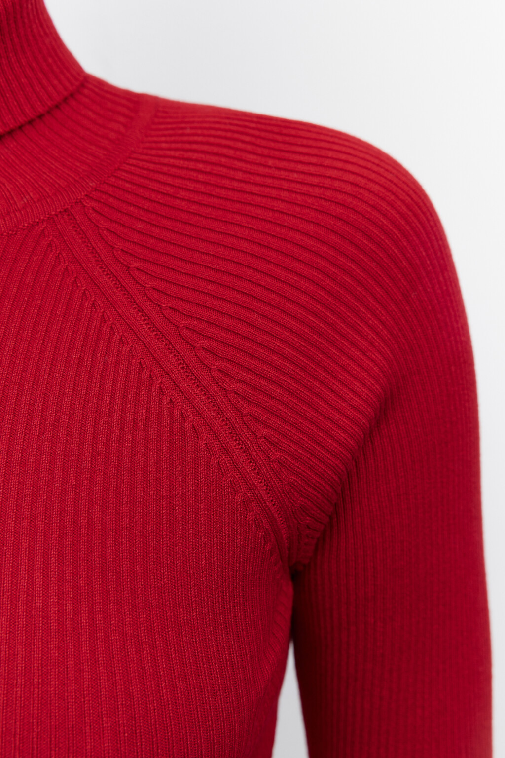 Водолазка GINA вискозная с рукавами реглан - цвет красный - 6