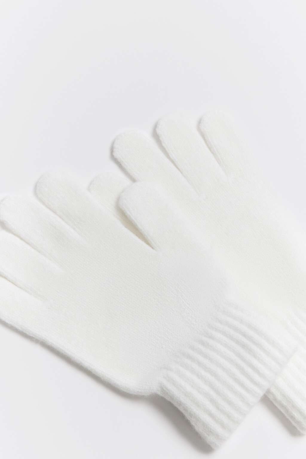 Перчатки вязаные базовые - цвет молочный - 2