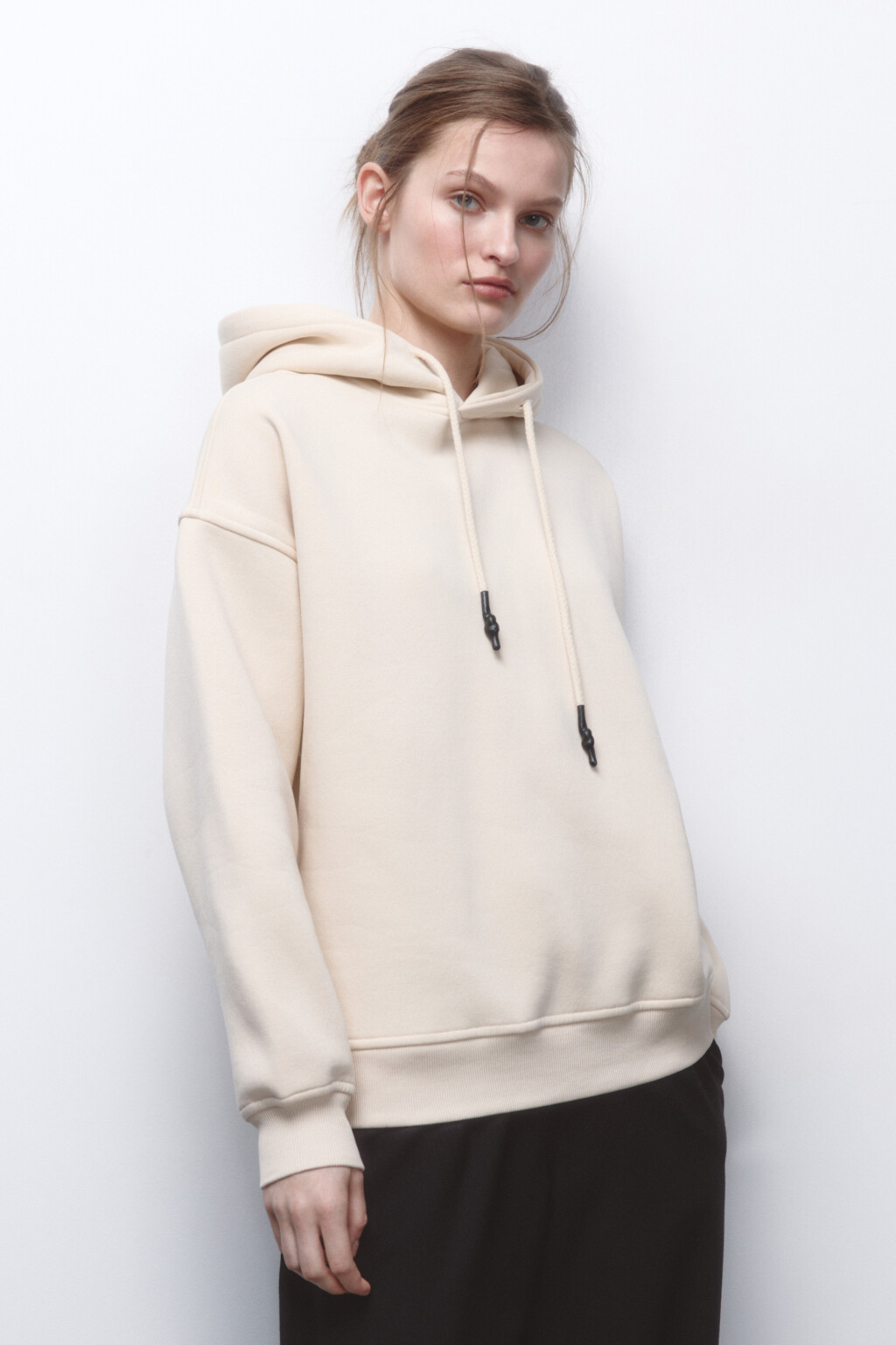 Худи oversize утепленная с капюшоном - цвет молочный - 4