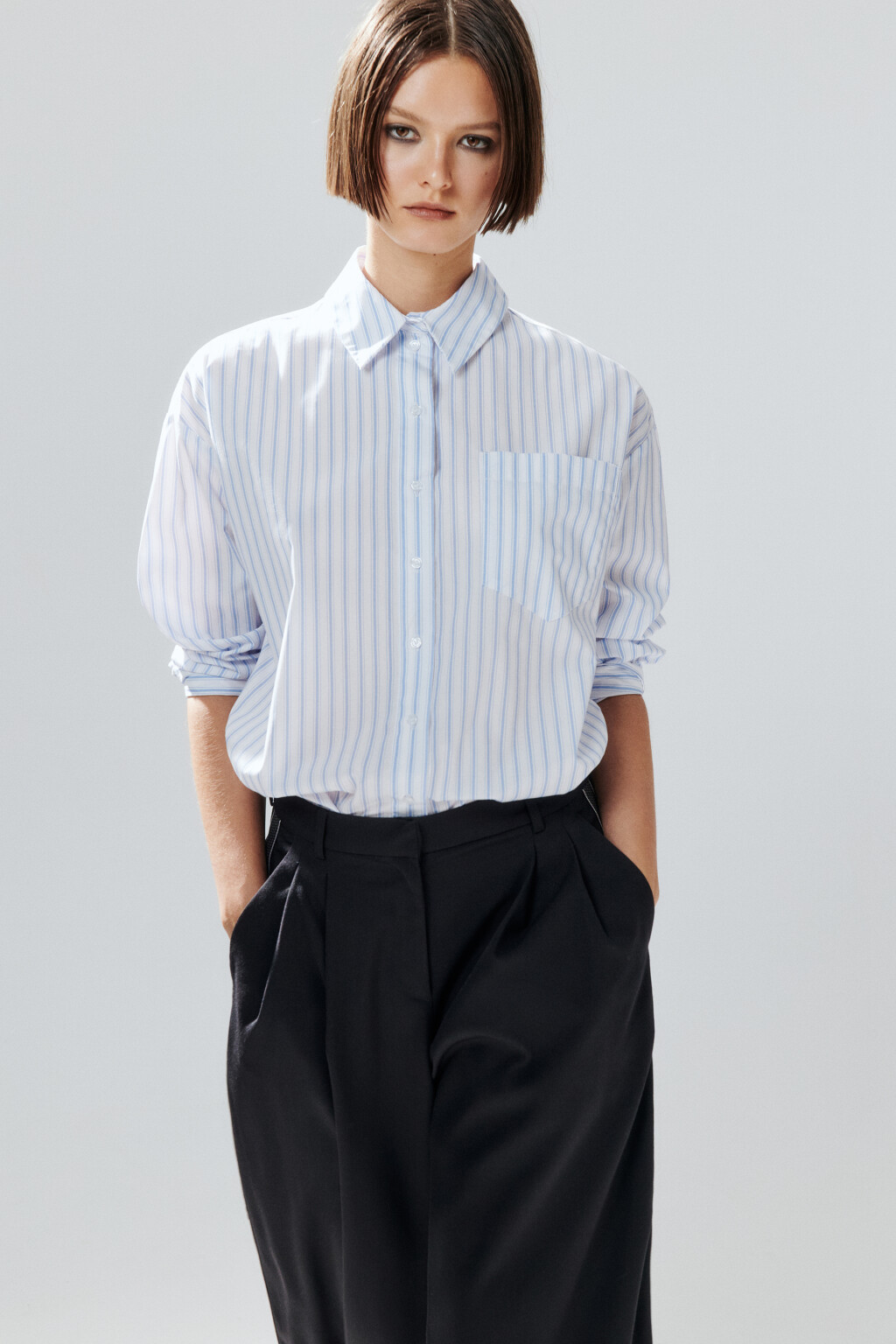 Рубашка oversize в полоску - цвет голубой - 1