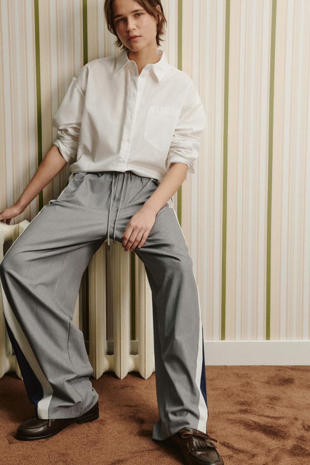 Рубашка oversize с карманом - цвет белый - 2