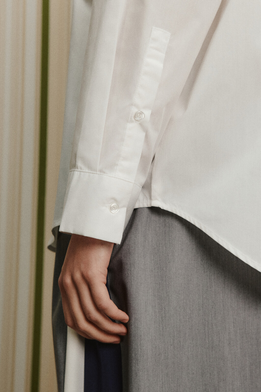 Рубашка oversize с карманом - цвет белый - 9