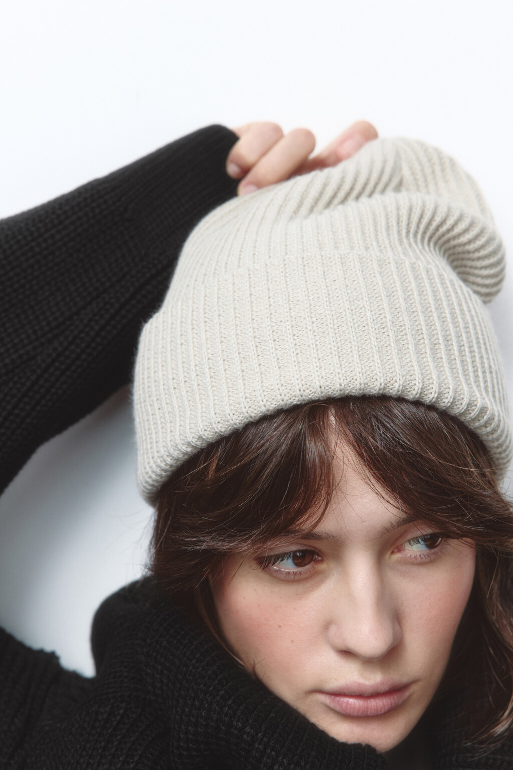 Шапка-бини из переработанных материалов - цвет бежевый - 1