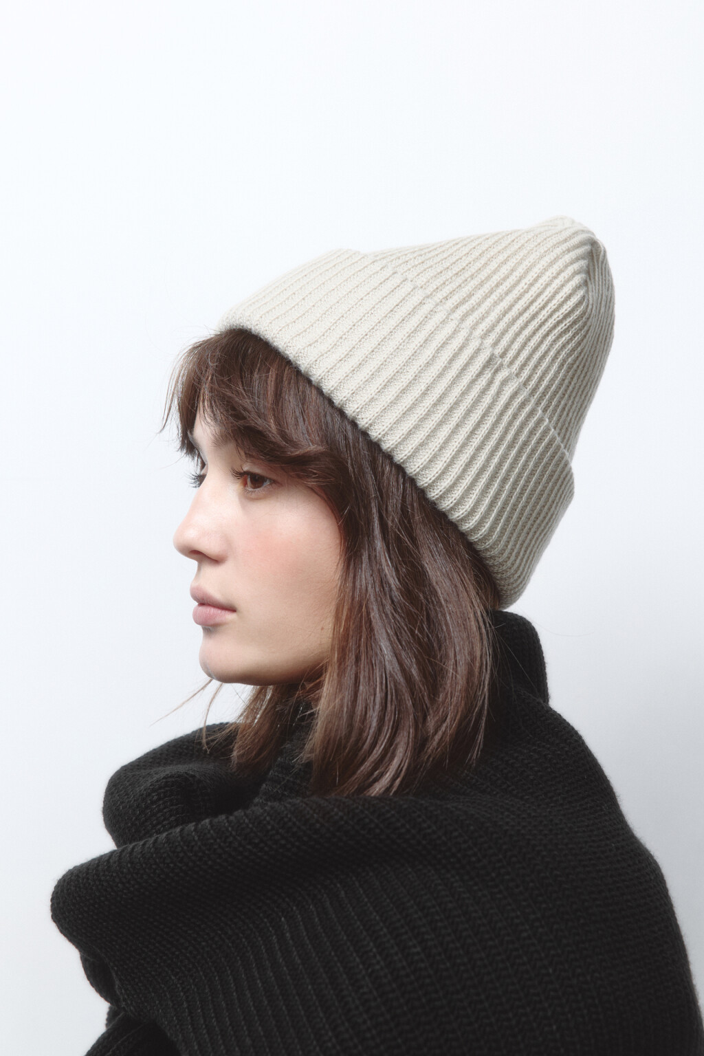 Шапка-бини из переработанных материалов - цвет бежевый - 2