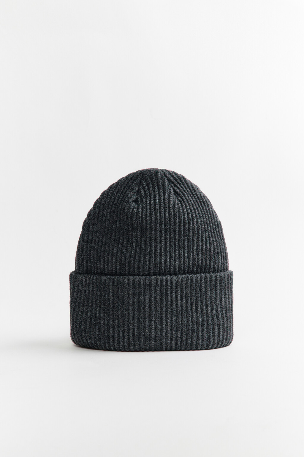 Шапка-бини вязаная в рубчик - цвет серый - 1