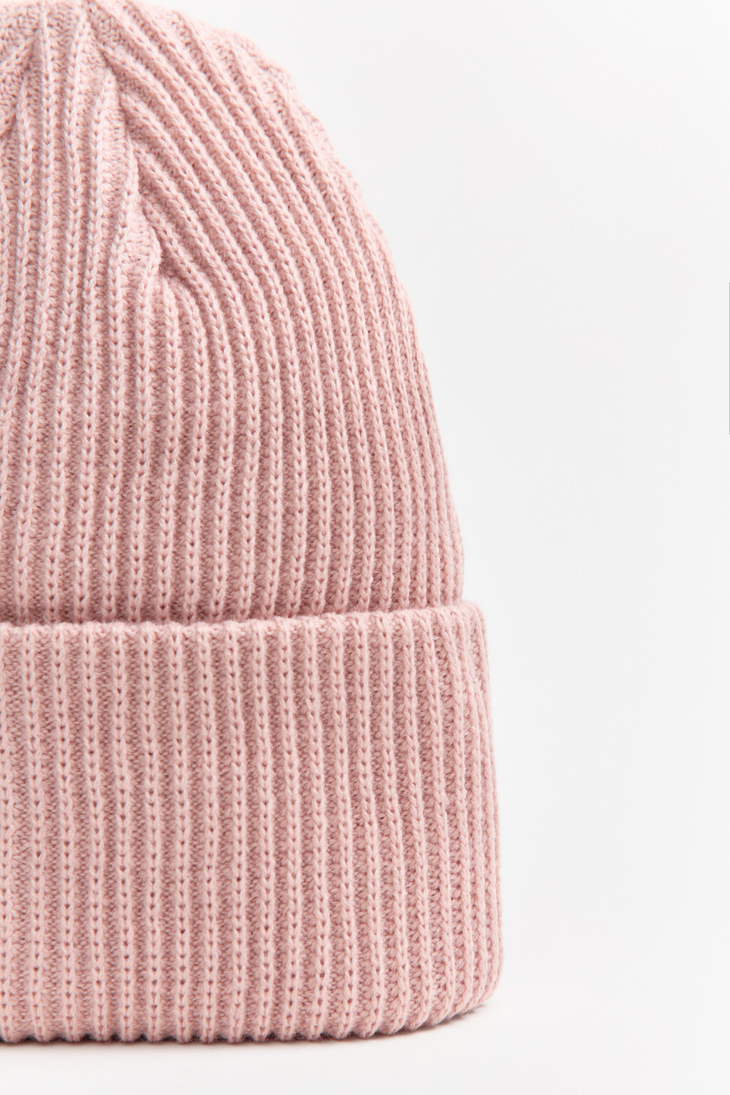 Шапка-бини вязаная в рубчик - цвет розовый - 2