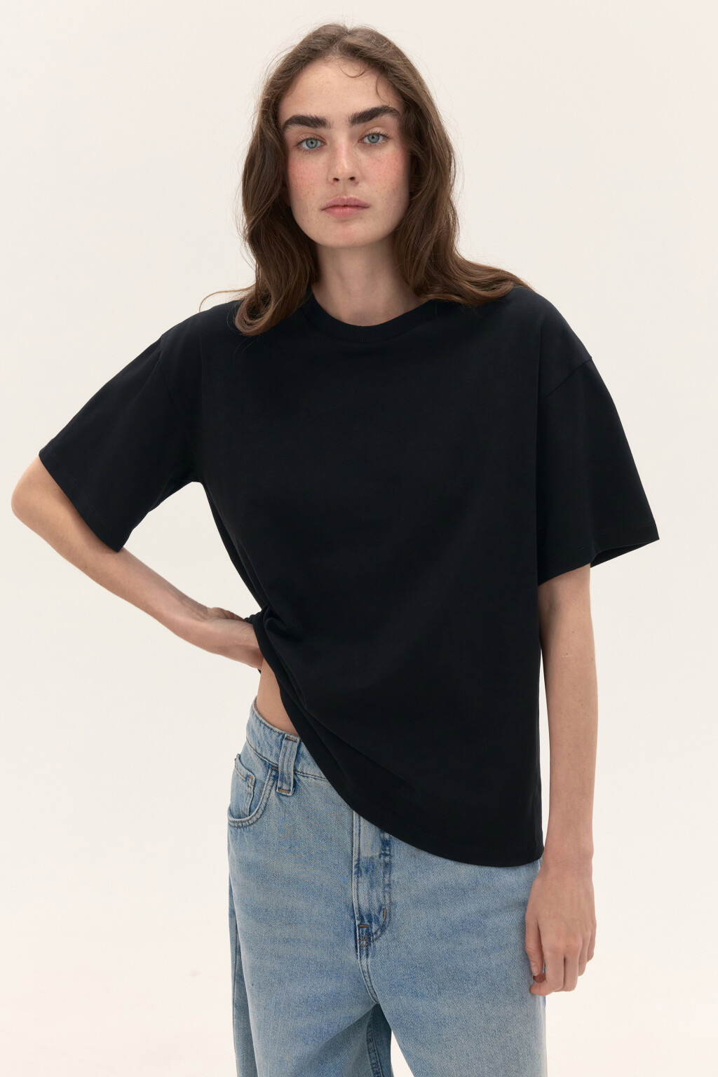 Футболка из плотного трикотажа - цвет черный - 2