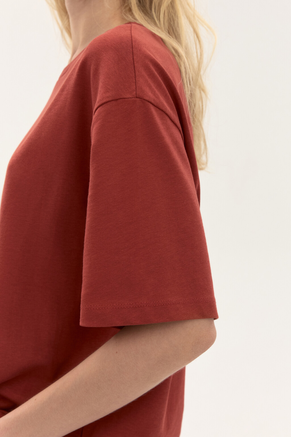 Футболка из плотного трикотажа - цвет красный - 7