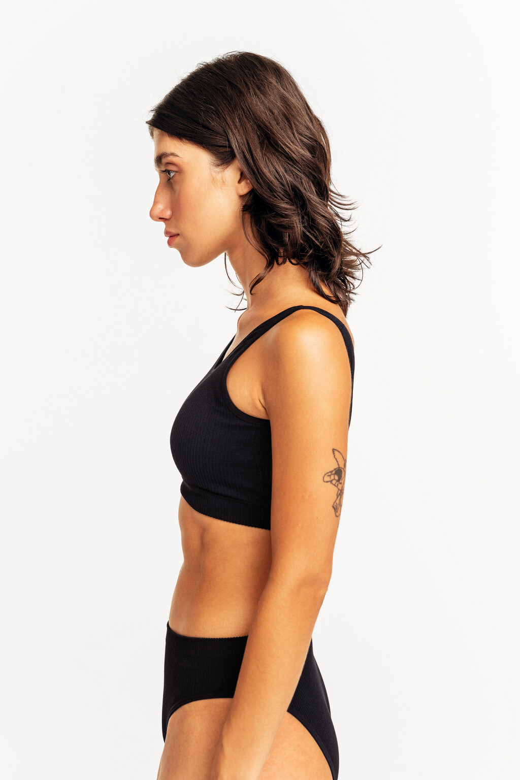 Бюстгальтер спортивный в рубчик - цвет черный - 3