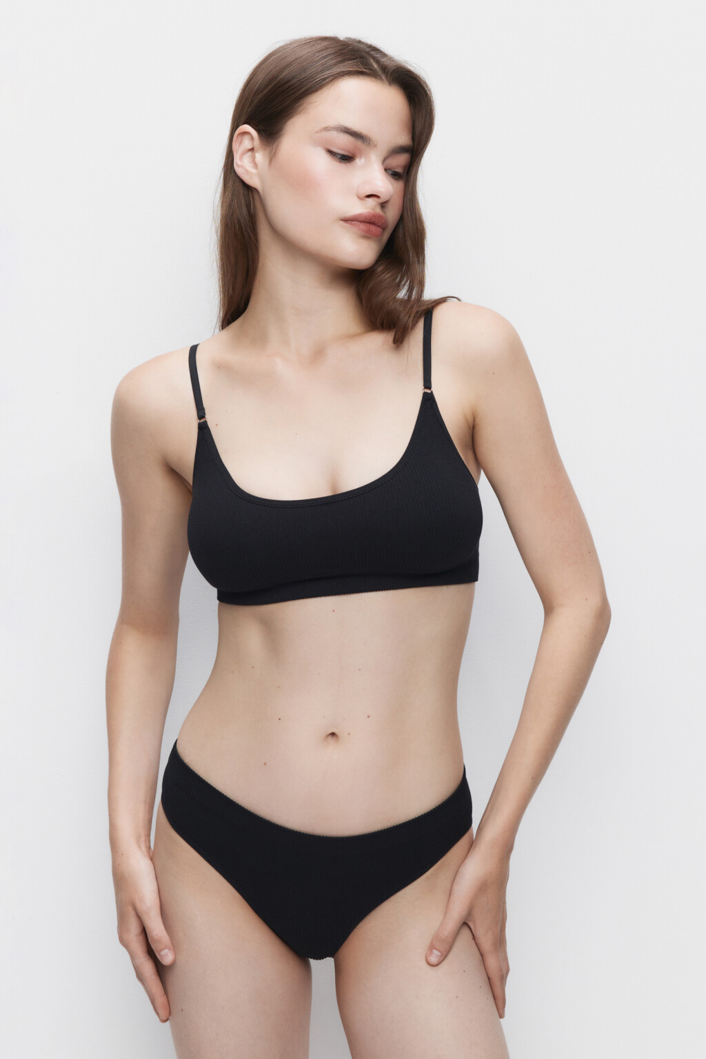 Трусики-слипы KOURTNEY бесшовные в рубчик - цвет черный - 3