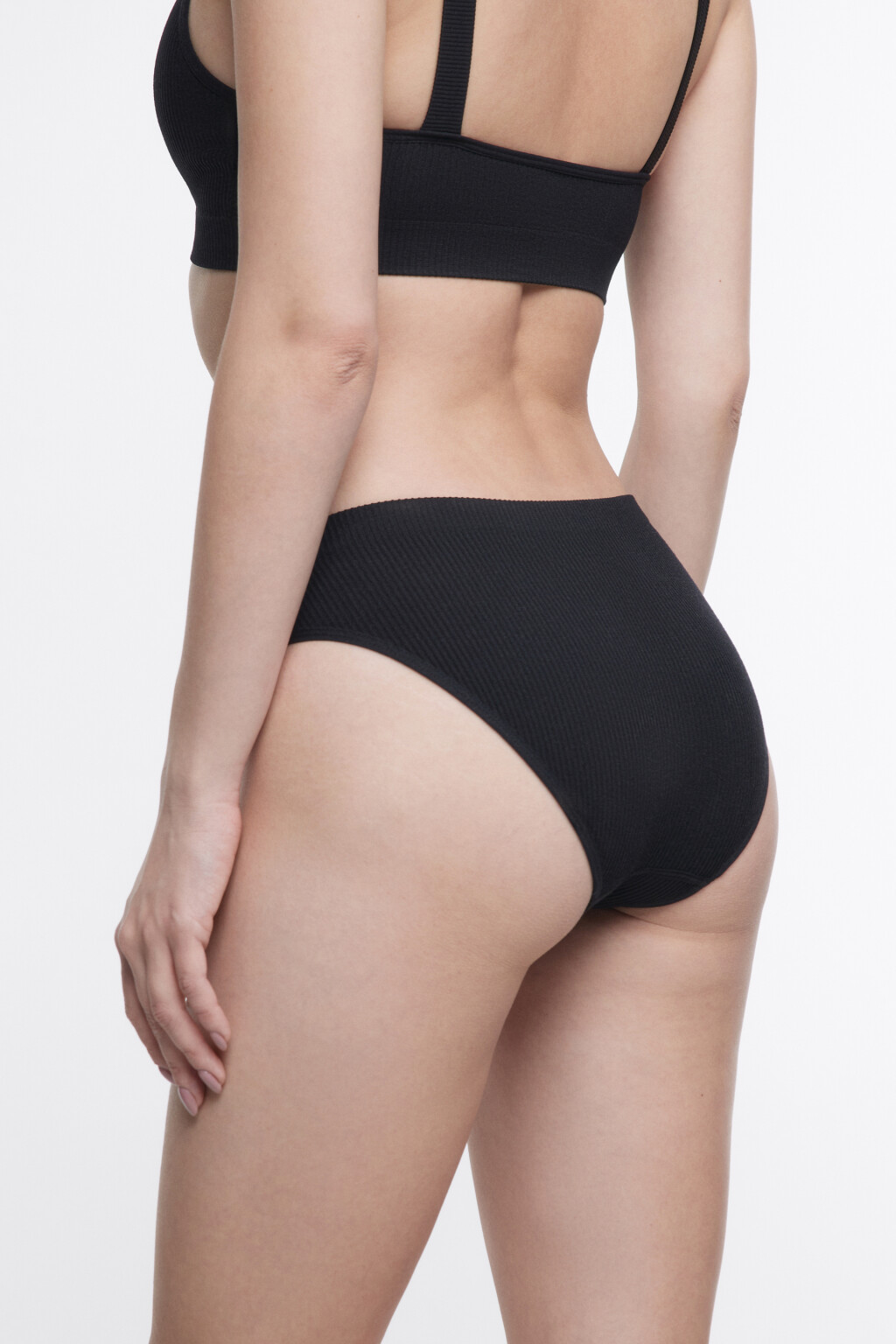 Трусики-слипы KOURTNEY бесшовные в рубчик - цвет черный - 2