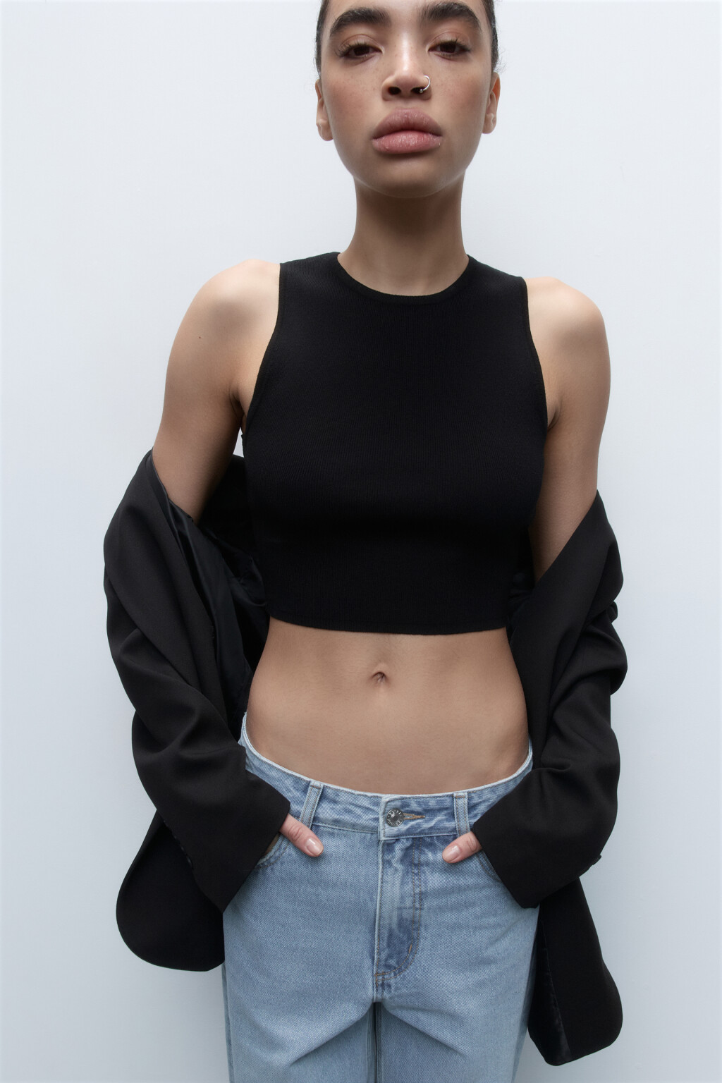 Топ-майка вискозный облегающий тонкой вязки - цвет черный - 1