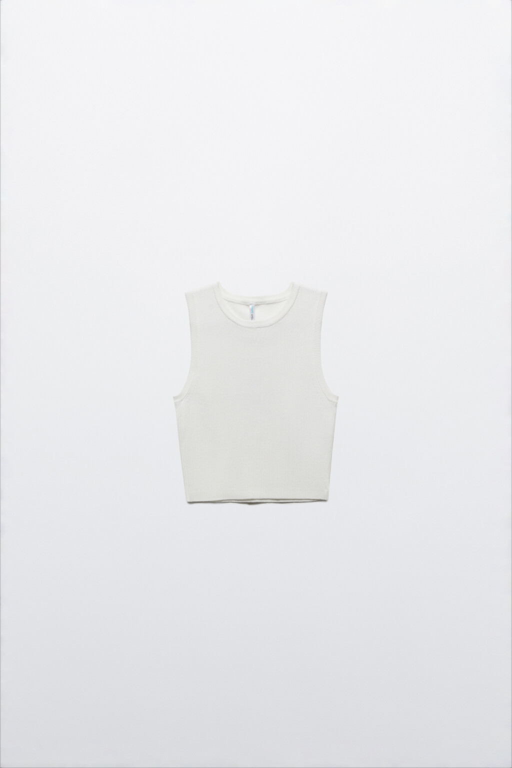 Топ-майка вискозный на широких бретелях - цвет молочный - 9