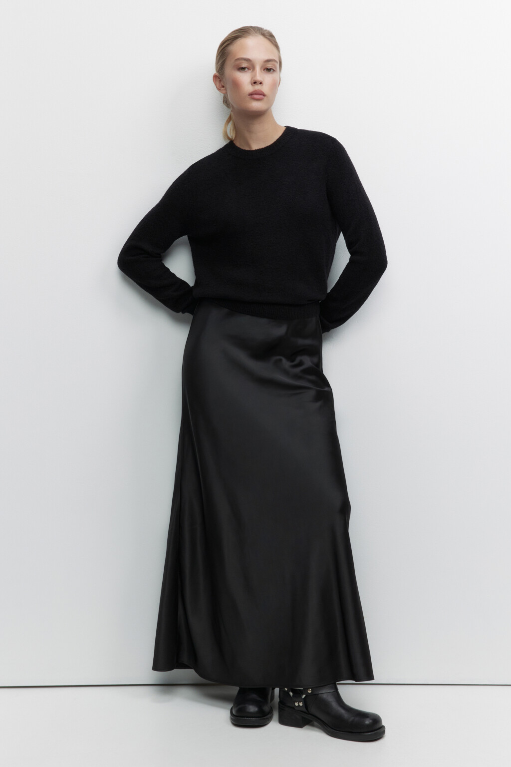 Джемпер толстой вязки базовый - цвет черный - 4