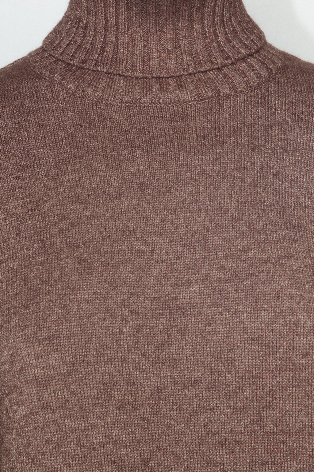 Платье-свитер миди вязаное свободное с разрезом - цвет бежевый - 6