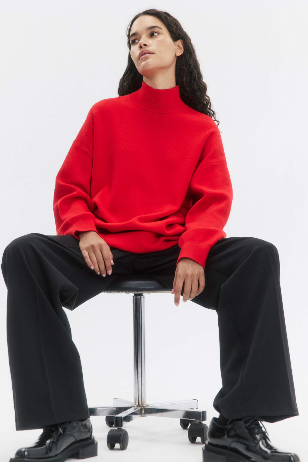 Платье-свитер мини вискозное с воротником - цвет красный - 5