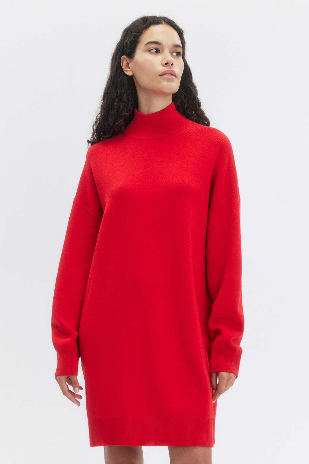 Платье-свитер мини вискозное с воротником - цвет красный - 2