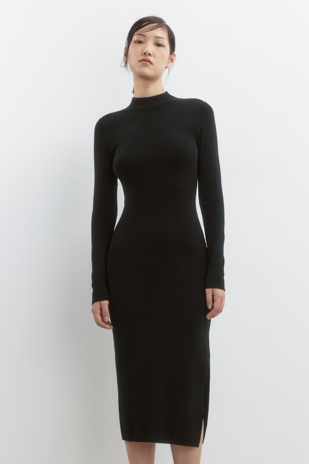 Платье-водолазка миди вискозное в рубчик - цвет черный - 9