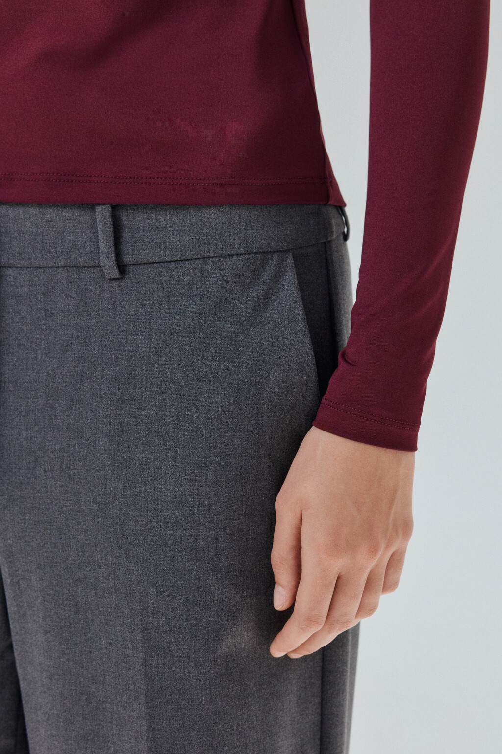 Водолазка из гладкого трикотажа - цвет бордовый - 6