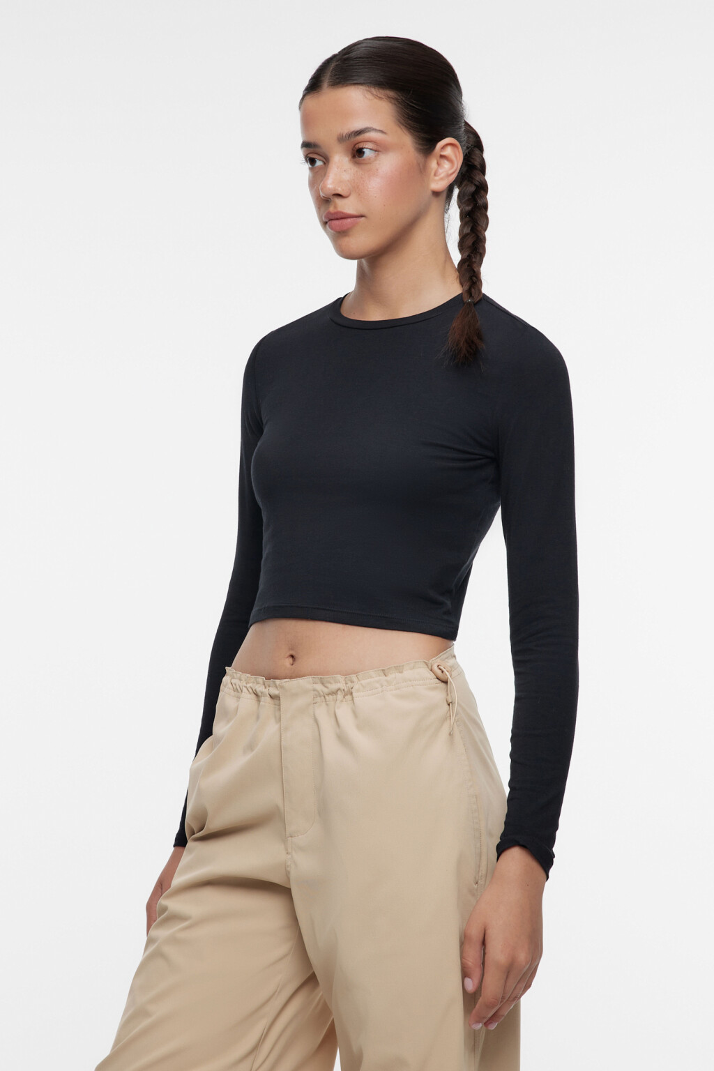 Лонгслив хлопковый укороченный с круглым вырезом - цвет черный - 2