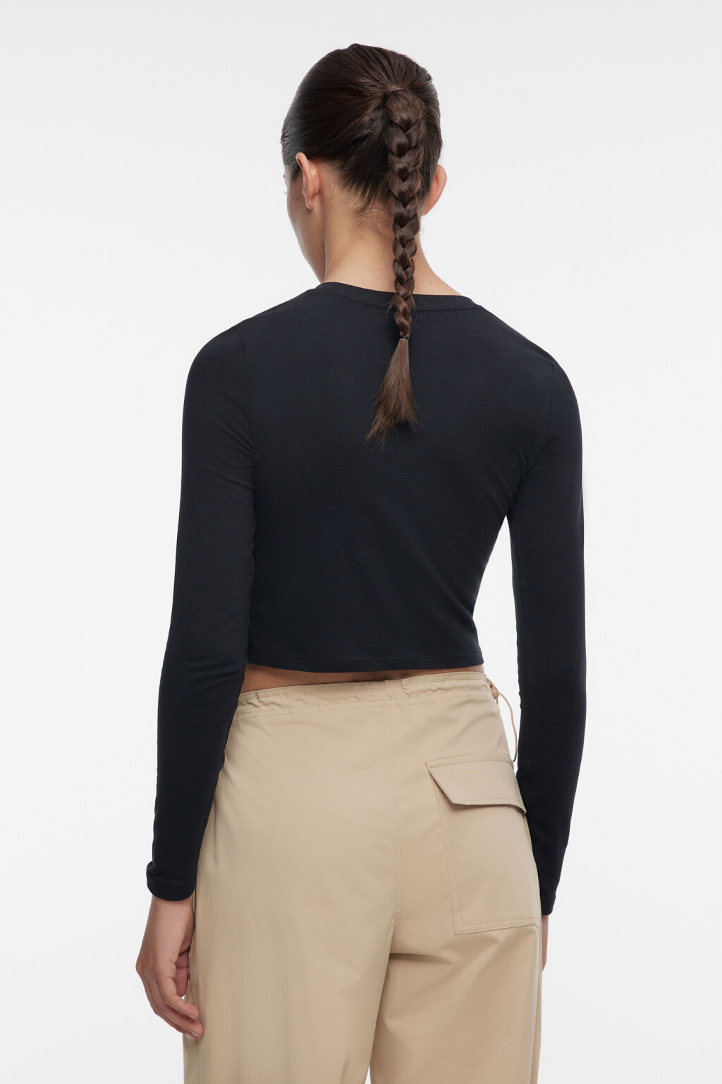 Лонгслив хлопковый укороченный с круглым вырезом - цвет черный - 3