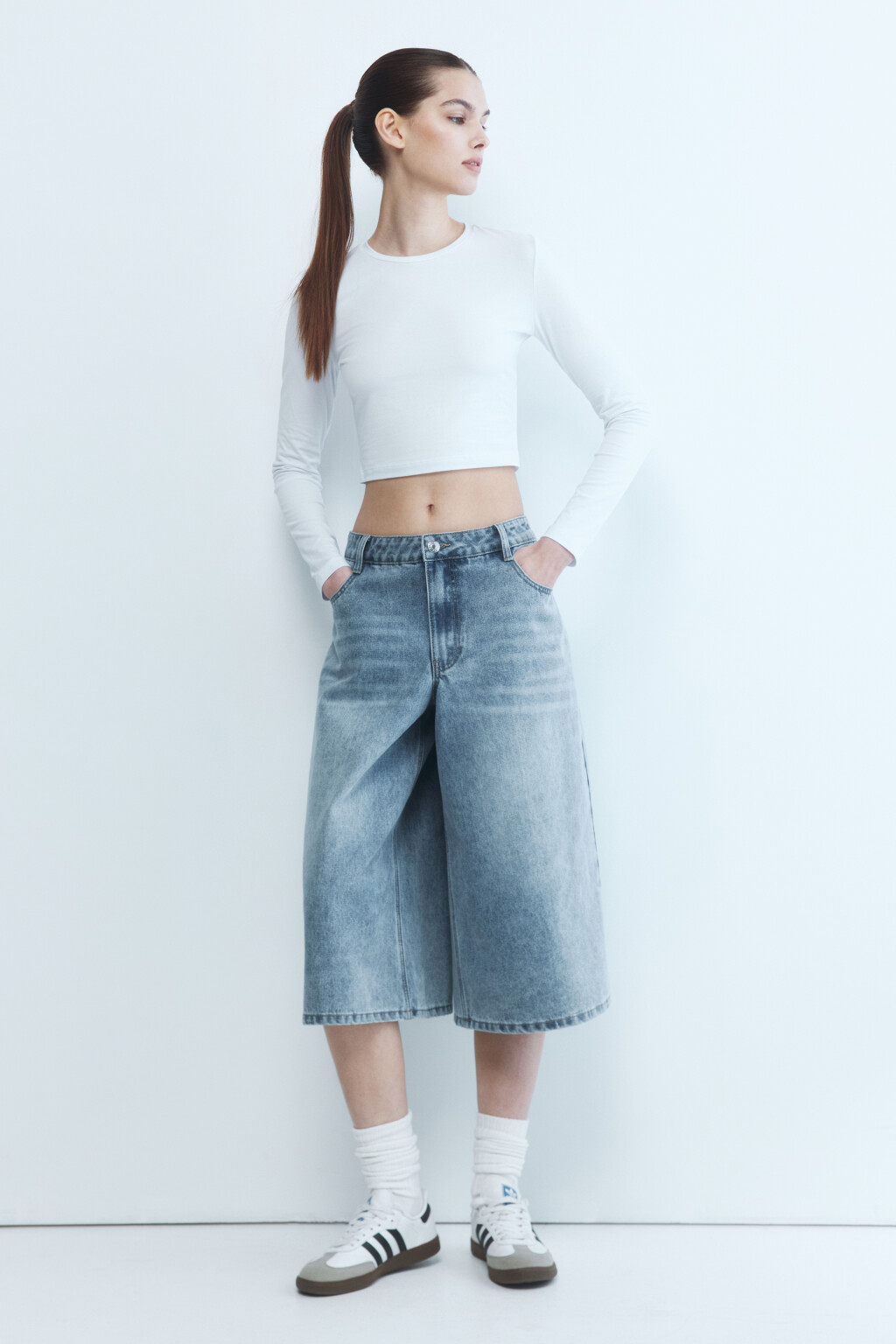 Лонгслив хлопковый укороченный с круглым вырезом - цвет белый - 5