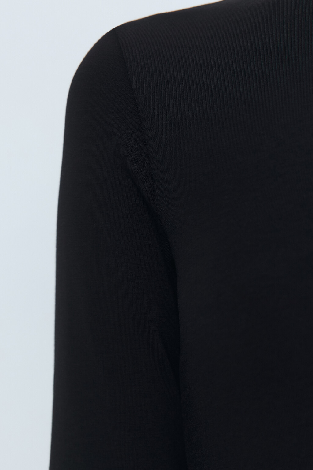 Лонгслив хлопковый укороченный с круглым вырезом - цвет черный - 7