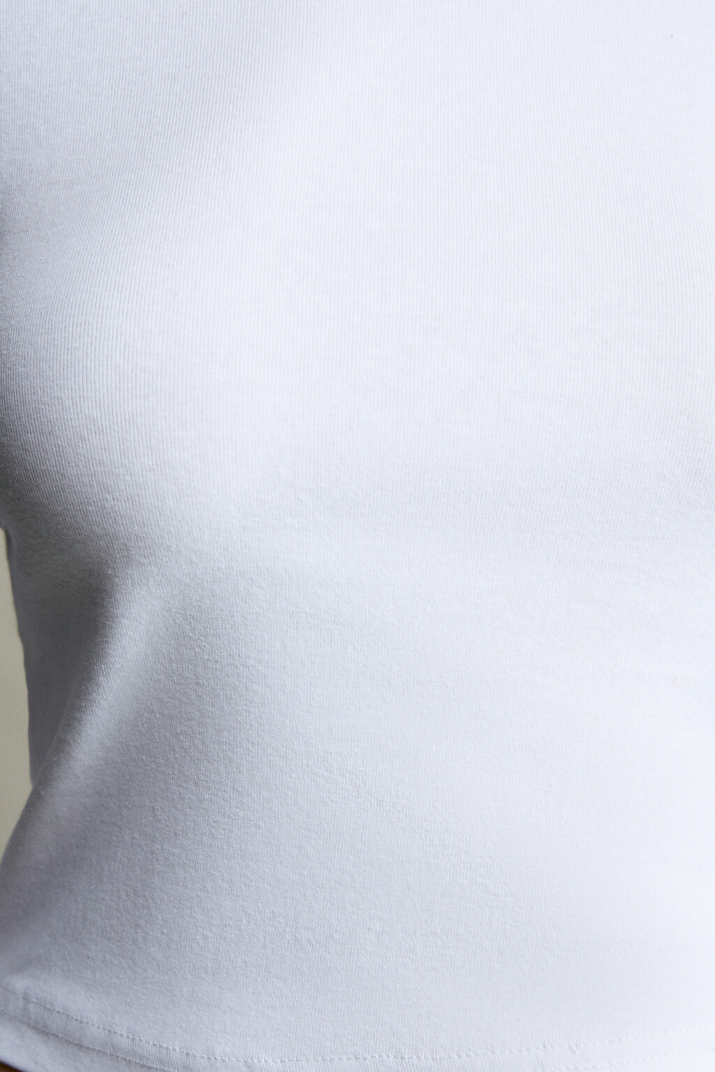 Лонгслив укороченный базовый из хлопка - цвет белый - 6