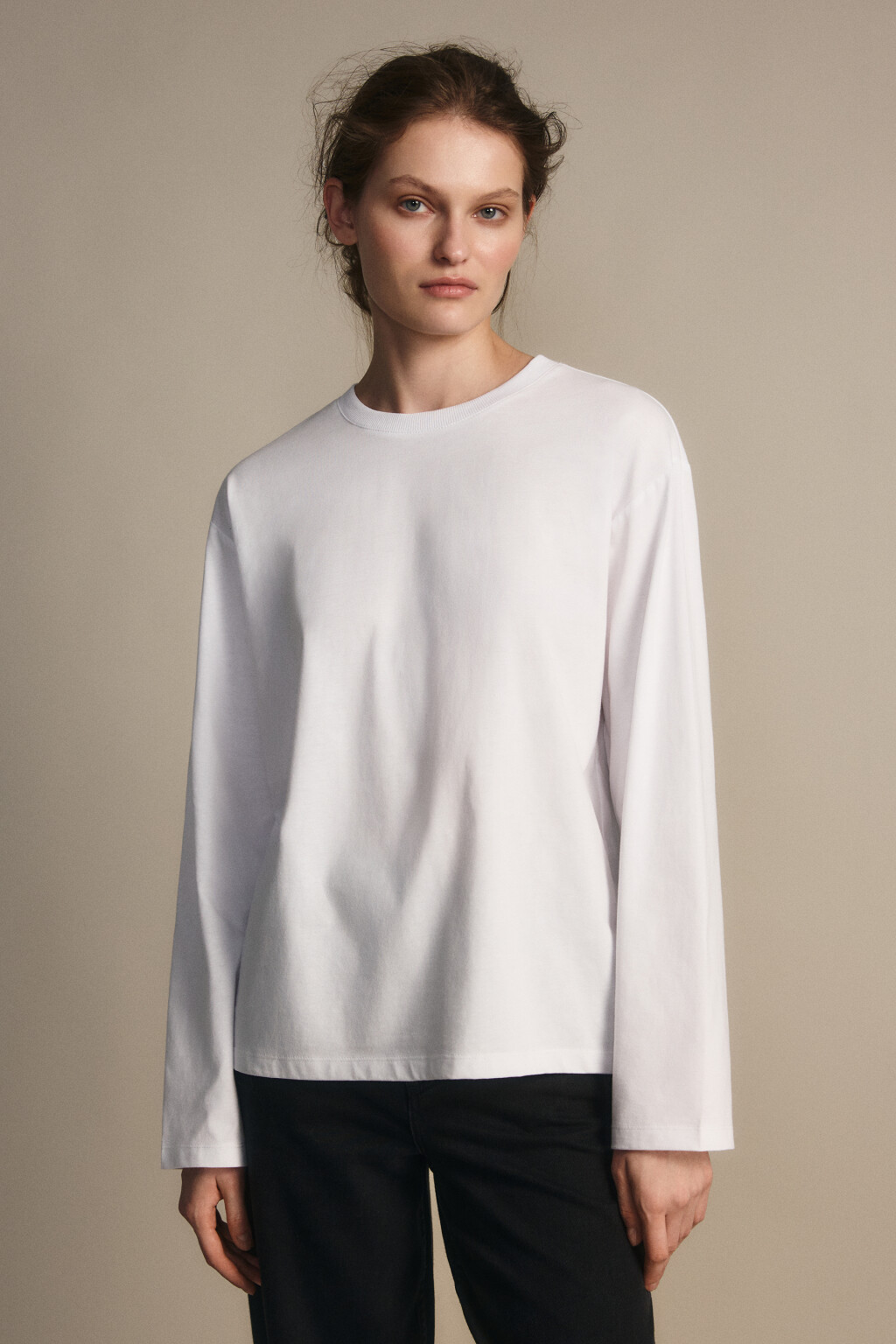 Лонгслив из хлопкового трикотажа - цвет белый - 2
