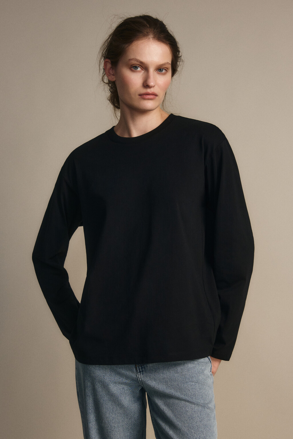 Лонгслив из хлопкового трикотажа - цвет черный - 2