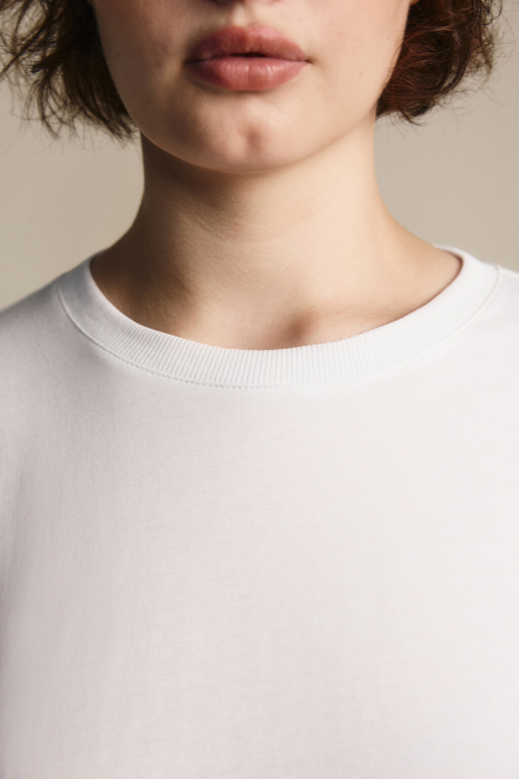 Лонгслив из хлопкового трикотажа - цвет белый - 6