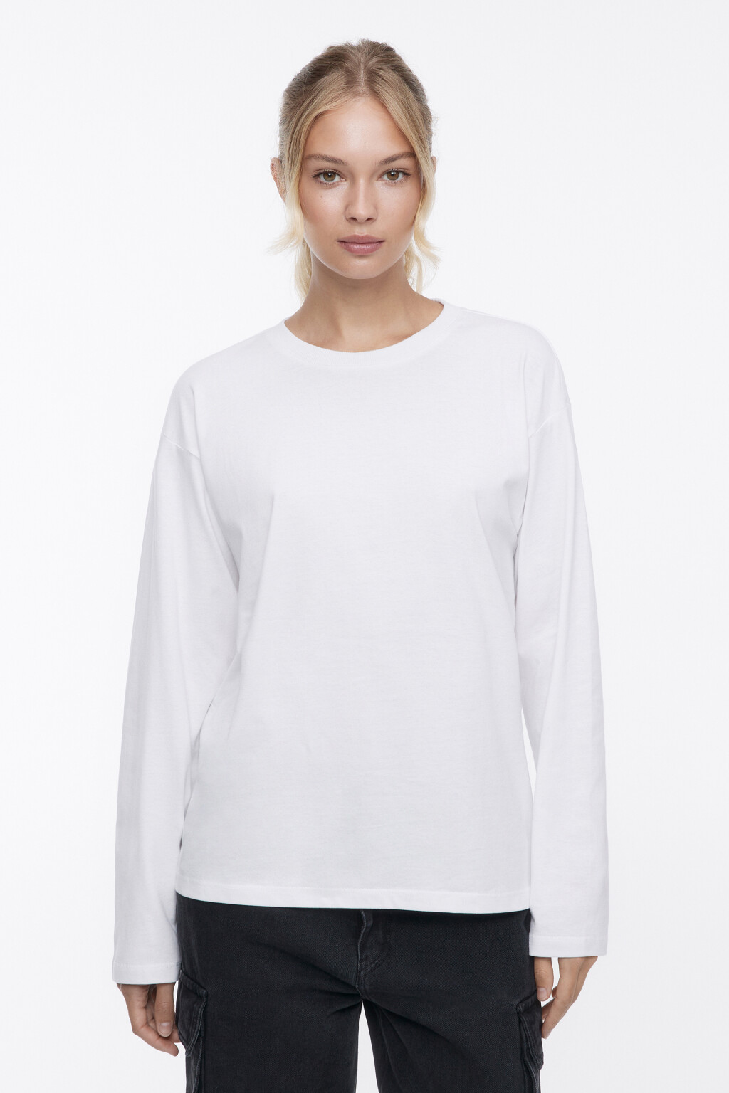 Лонгслив хлопковый свободный в базовых цветах - цвет белый - 1