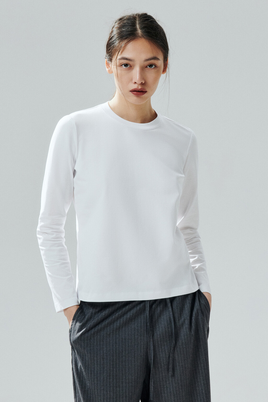 Лонгслив базовый из хлопкового трикотажа - цвет белый - 2