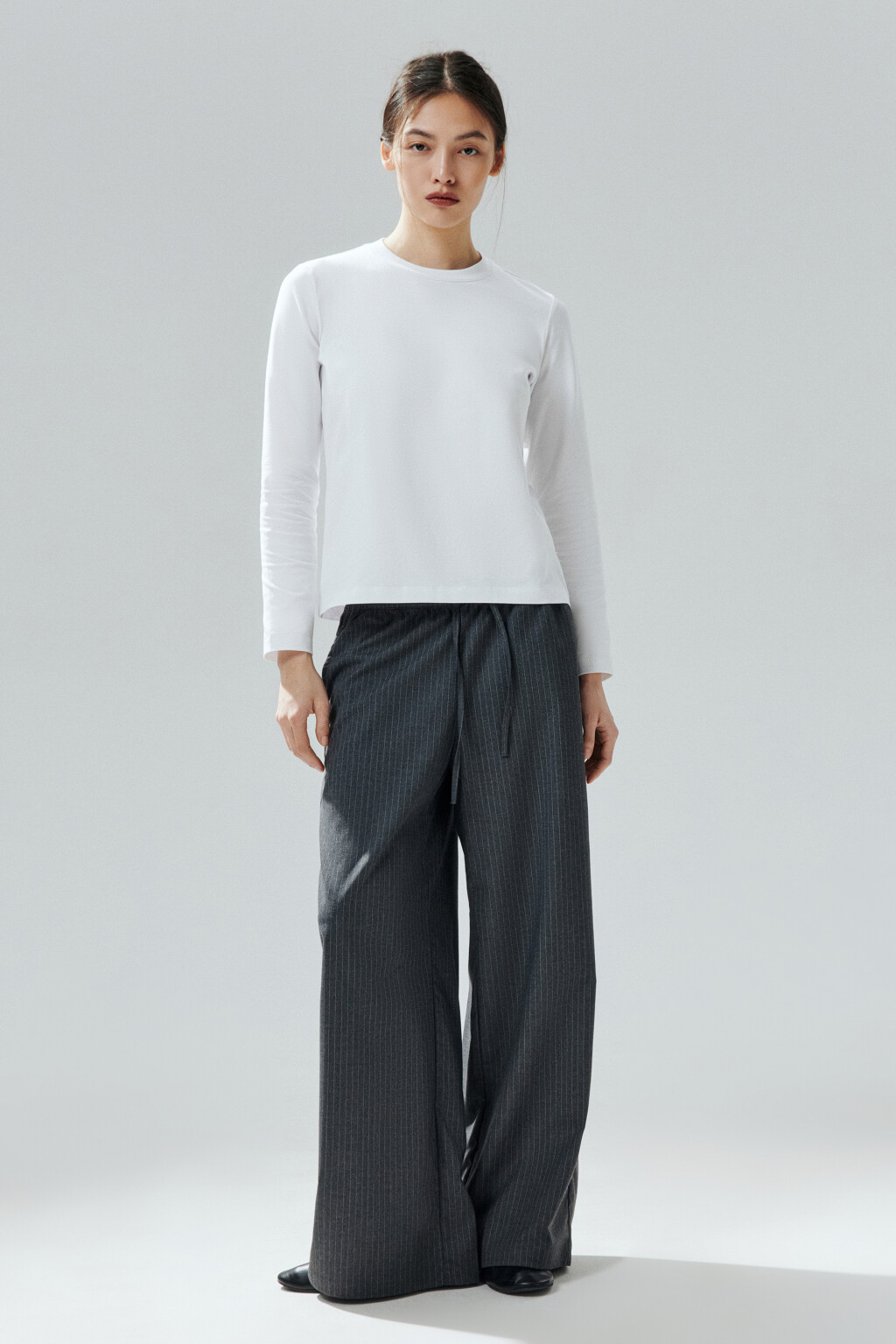 Лонгслив базовый из хлопкового трикотажа - цвет белый - 4