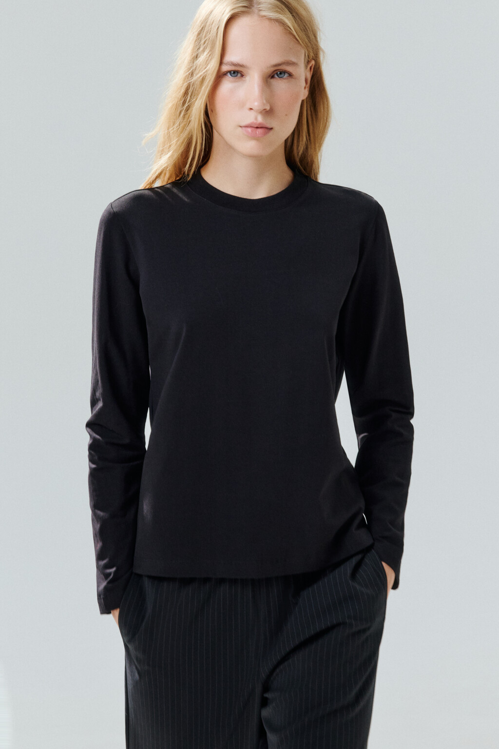Лонгслив базовый из хлопкового трикотажа - цвет черный - 1