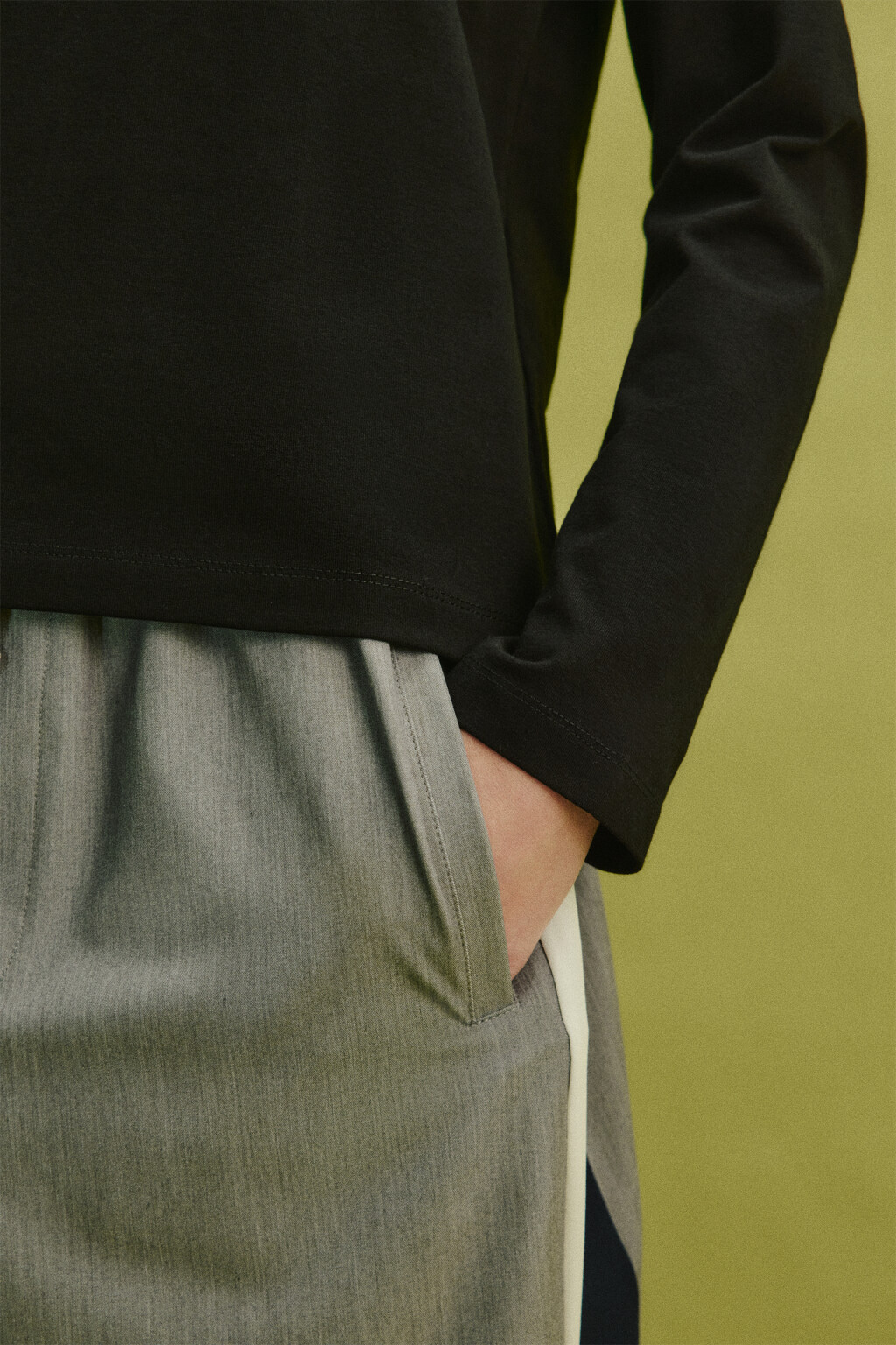 Лонгслив базовый из хлопкового трикотажа - цвет черный - 6