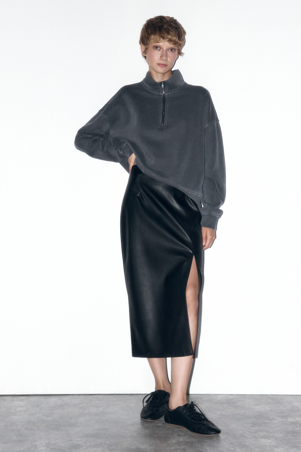 Юбка миди из искусственной кожи с разрезом - цвет черный - 5