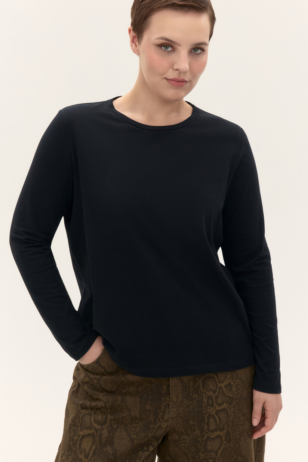 Лонгслив из хлопкового трикотажа - цвет черный - 1