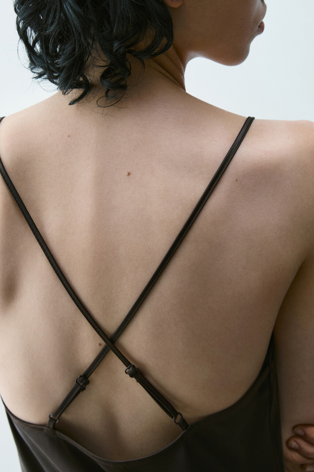 Платье-комбинация миди атласное - цвет коричневый - 6