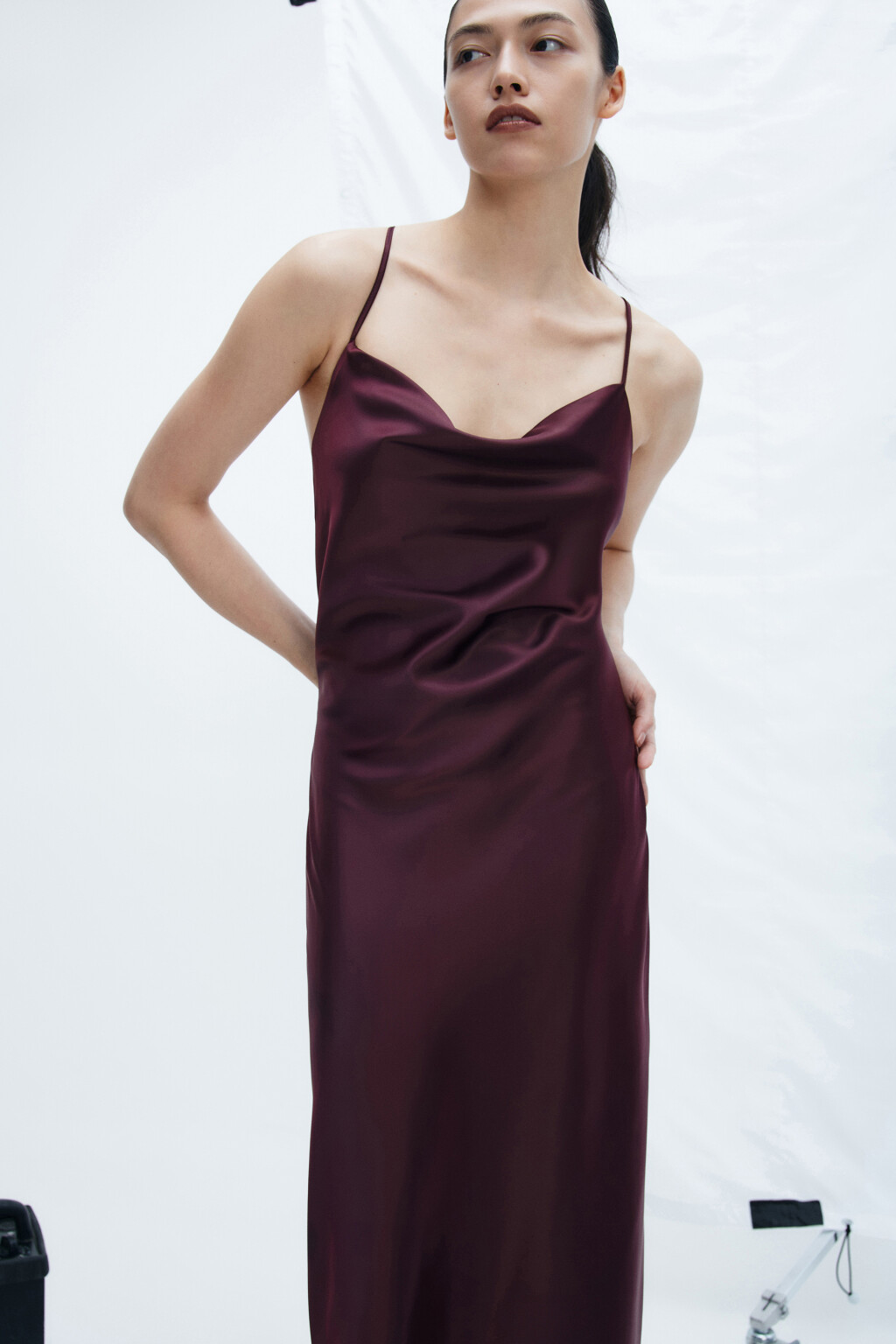 Платье-комбинация миди атласное - цвет красный - 5