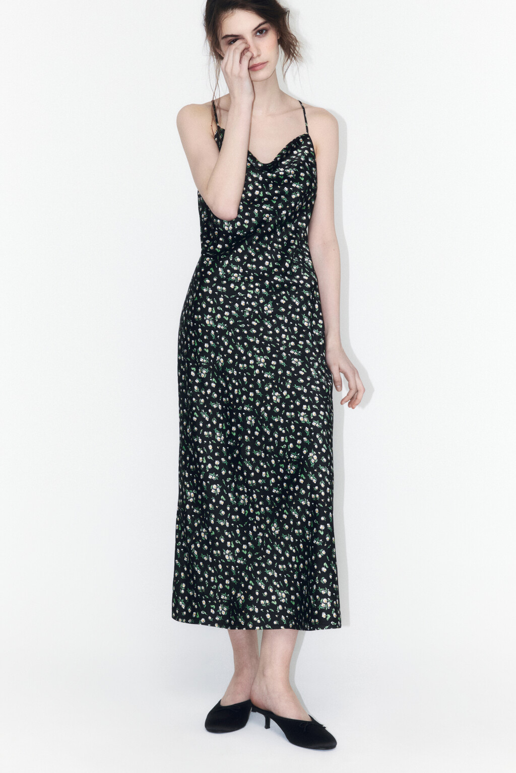 Платье-комбинация миди с цветочным принтом - цвет черный - 1